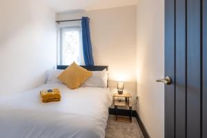 Modern 3BR Home - Private parking - TV in every bedroom