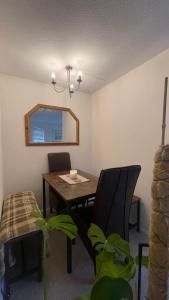 Entire Home with Private Entrance