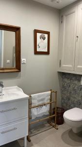 B&B / Chambres d'hotes Chambres d-hotes Au Lion d-Or : photos des chambres
