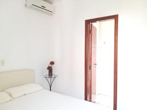 Apto quadra mar em Balneário Perequê