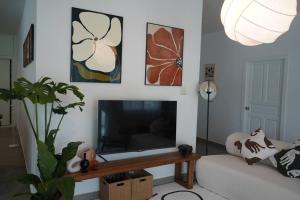cozy 4-bedroom Pool villa, black mountain golf course, orchid paradise home,Hua Hin