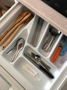 Remote work friendly apartment with fast wifi - rooftop and gym