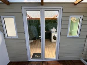 Villas R- Maison 6 chambres 3 min metro 10 lits PARC EXPO : photos des chambres