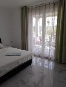 Vila Milica - Novi Sip