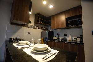 Suite tecnológica y moderna