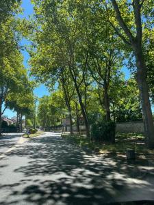 BX - Maison 10 rooms - 12 beds - metro PARIS EXPO