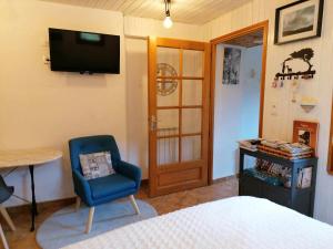 Studio en rez de chaussée, avec jardin partagé.