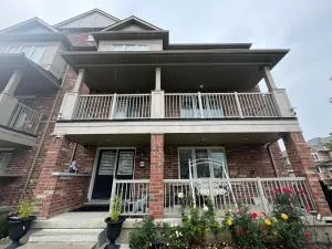 Glorious Home - Erin