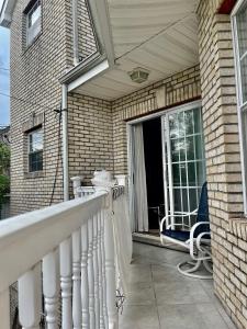 4 bedroom apt in Newark