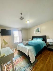 4 bedroom apt in Newark