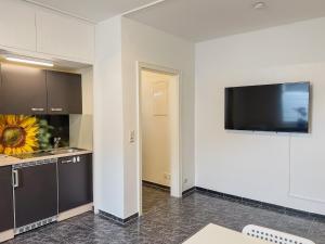 T&K Apartments - Krefeld Zentrum - 1 and 2 room Apartments 20min to Fair DUS