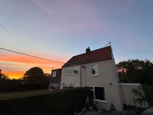 Holly Farm Cottage - Burgh Saint Peter