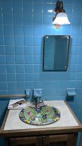 El Suburbio - Serapio Rendon