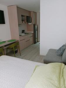 Origen Habitat Cerca Embajada USA