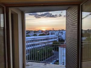 Superbe deux pièces avec terrasse proche du métro