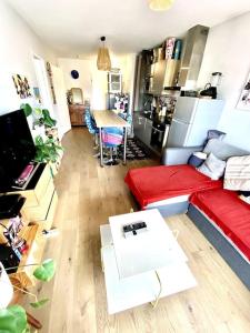 Appartements Appartement cosy - balcon - parking gratuit - 10min centre ville : photos des chambres