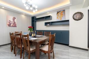 Diamond OAK Residencies