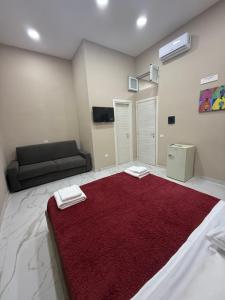 Valentino caracciolo 105