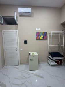 Valentino caracciolo 105