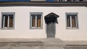 City Center Family House, 3 bedrooms, 5 beds - Sari Tʼag