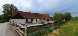 Maisons de vacances Au chemin du paradis Gite de 10 personnes 4 Etoiles : photos des chambres