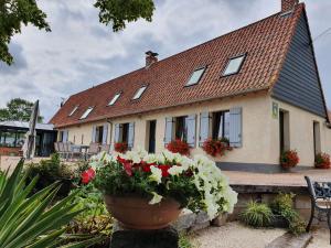 Maisons de vacances Au chemin du paradis Gite de 10 personnes 4 Etoiles : photos des chambres