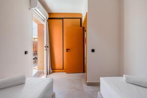 Cityscape Bliss Spacious & Sunny Apartment