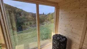 Valley Chalet mit Sauna u Bergblick - 贝斯特维希