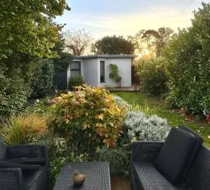 Wisteria en-suite guest room - 阿克斯桥