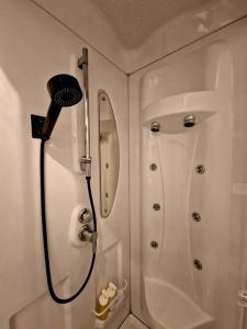 Appartements Charmant Studio au Coeur de Boulogne avec jardin : photos des chambres