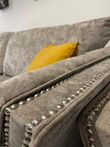 The Holloway Haven - 1 Bedroom Apartment - Private Access & Parking - Prime Location Near Oxford City Centre