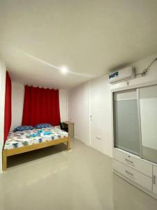 Blue Haven with beach view