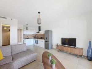 Appart, vue mer exceptionnelle à sanary, à pied 10mn criques et plage