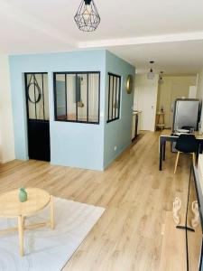 Appartements Charmant 2 pieces, hyper centre Macon : photos des chambres