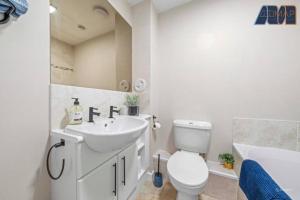 Elegant 2Bed Sleeps 4 With Parking