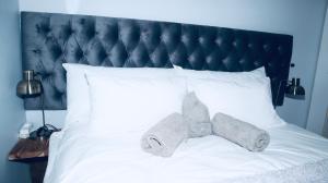 CAVE Properties Group