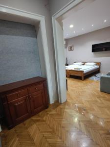 "Lemi - King of Rajiceva st"