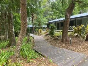 Koala Cabins Sunshine Coast - Cooloolabin