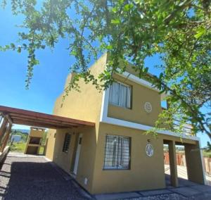 Cuatro Elementos Housing