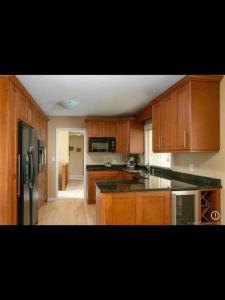 Spacious West Kelowna Home that is great for family, friends, or business trip!