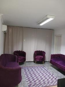 Downtown super apartment