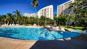 Renewed beachfront 1BR condo In Monarca Ixtapa - Ixtapa