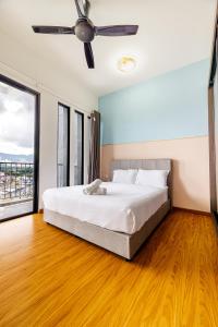#12Georgetown Luxury Suite with Rooftop Pool