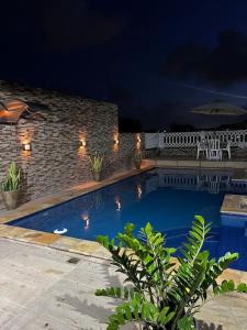 Linda casa em Enseada dos Corais