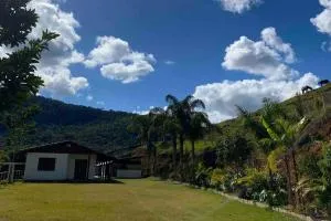 Refúgio natural Sítio encantador em Nova Friburgo - 邦雅尔丁