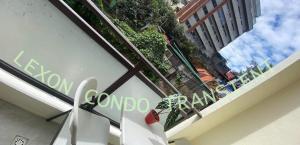 Lexon- Marx Condotel