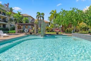 Resort Splendor - Top Floor Apartment in Cairns One