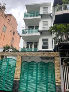 Hue Loving Home & Cafe