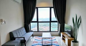 Newly Furnished Home! TrivesHome GM Aeon Port Klang