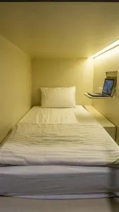 Aiwan Hostel & Luggage storage - Pesanggaran